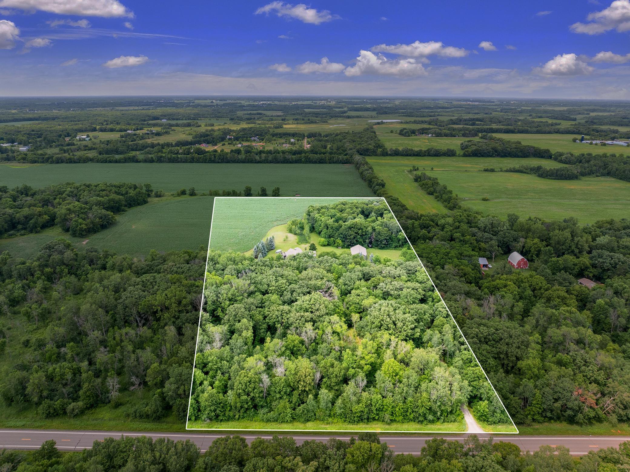 This serene, 20 acre estate consists 100% of usable high ground divided between huntable forest (approximately 11 acres), tillable acreage (approximately 7 acres), and park-like grounds (approximately 2 acres).