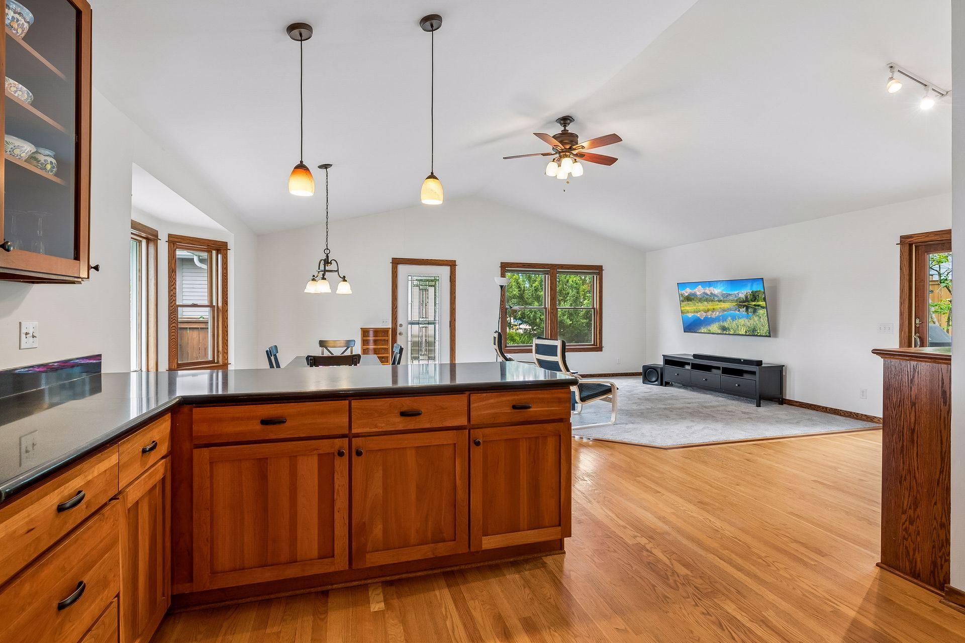 Vaulted great room