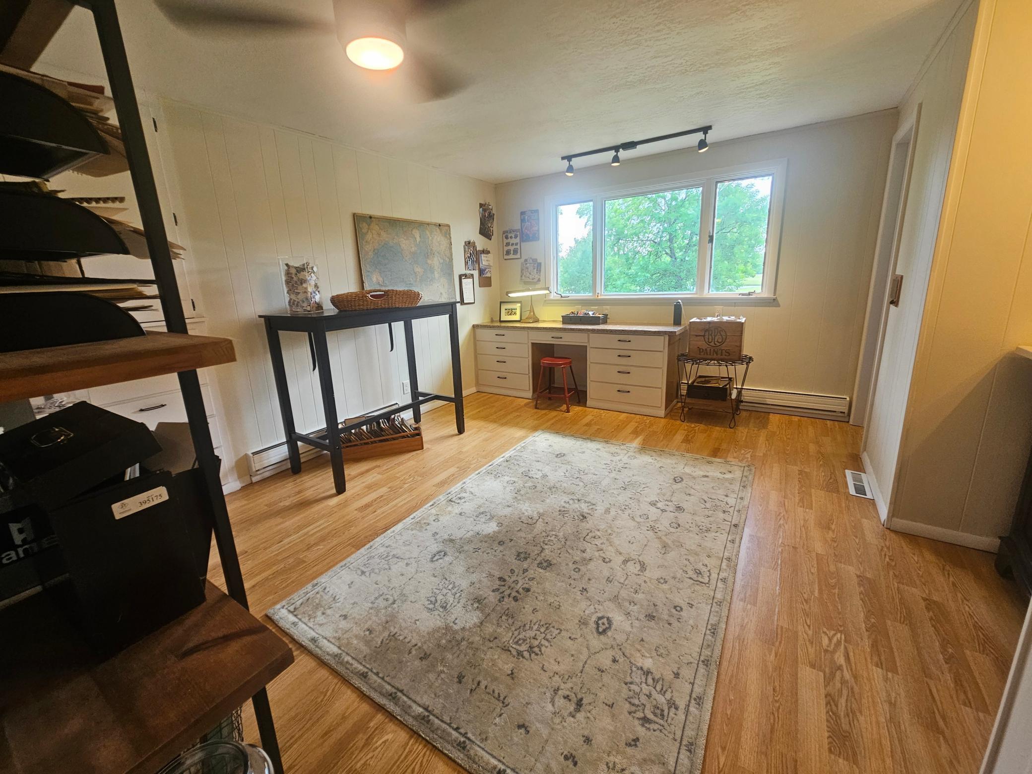 3rd bedroom/craft room