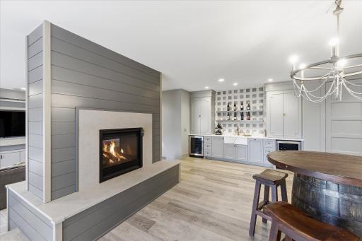 9810 Sky Lane, Eden Prairie, MN 55347
