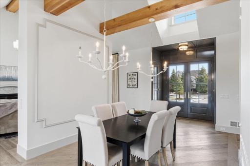 9810 Sky Lane, Eden Prairie, MN 55347
