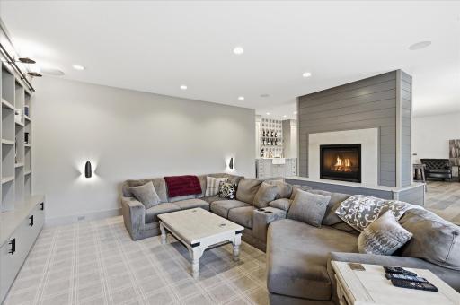 9810 Sky Lane, Eden Prairie, MN 55347