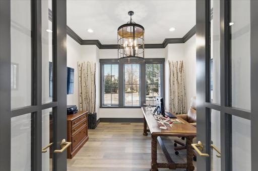 9810 Sky Lane, Eden Prairie, MN 55347