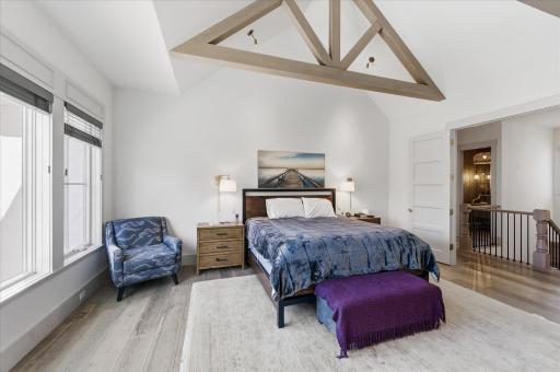 9810 Sky Lane, Eden Prairie, MN 55347
