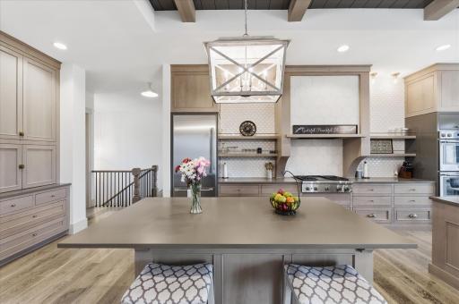 9810 Sky Lane, Eden Prairie, MN 55347