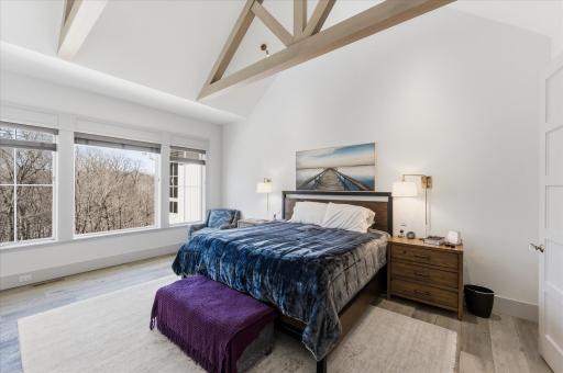 9810 Sky Lane, Eden Prairie, MN 55347
