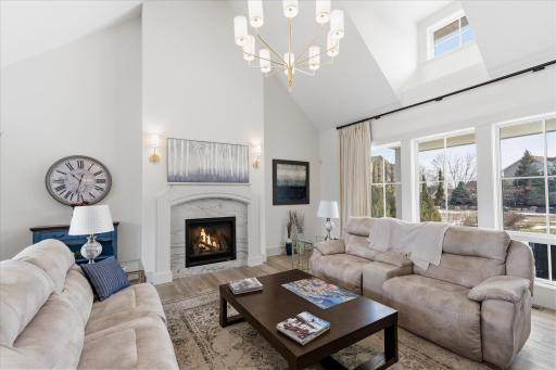 9810 Sky Lane, Eden Prairie, MN 55347