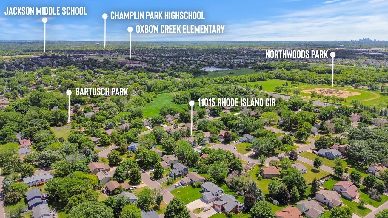 Excellent location - tucked away, yet close to so much!