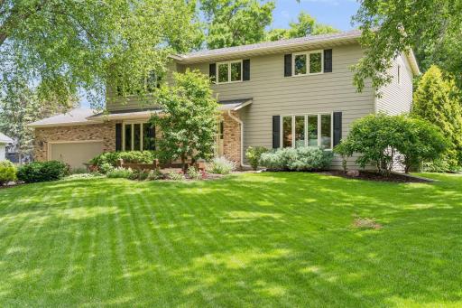 1359 Cherry Hill Road, Saint Paul, MN 55118