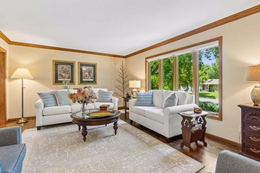1359 Cherry Hill Road, Saint Paul, MN 55118
