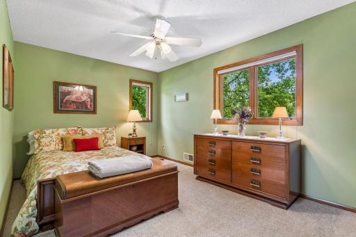 1359 Cherry Hill Road, Saint Paul, MN 55118