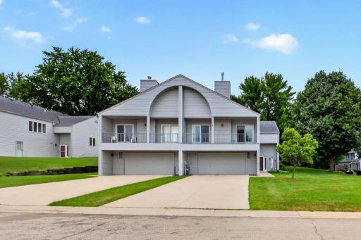 APPEALING FRONT DESIGN