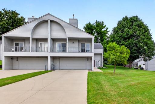 4865 Tee Court SW, Rochester, MN 55902