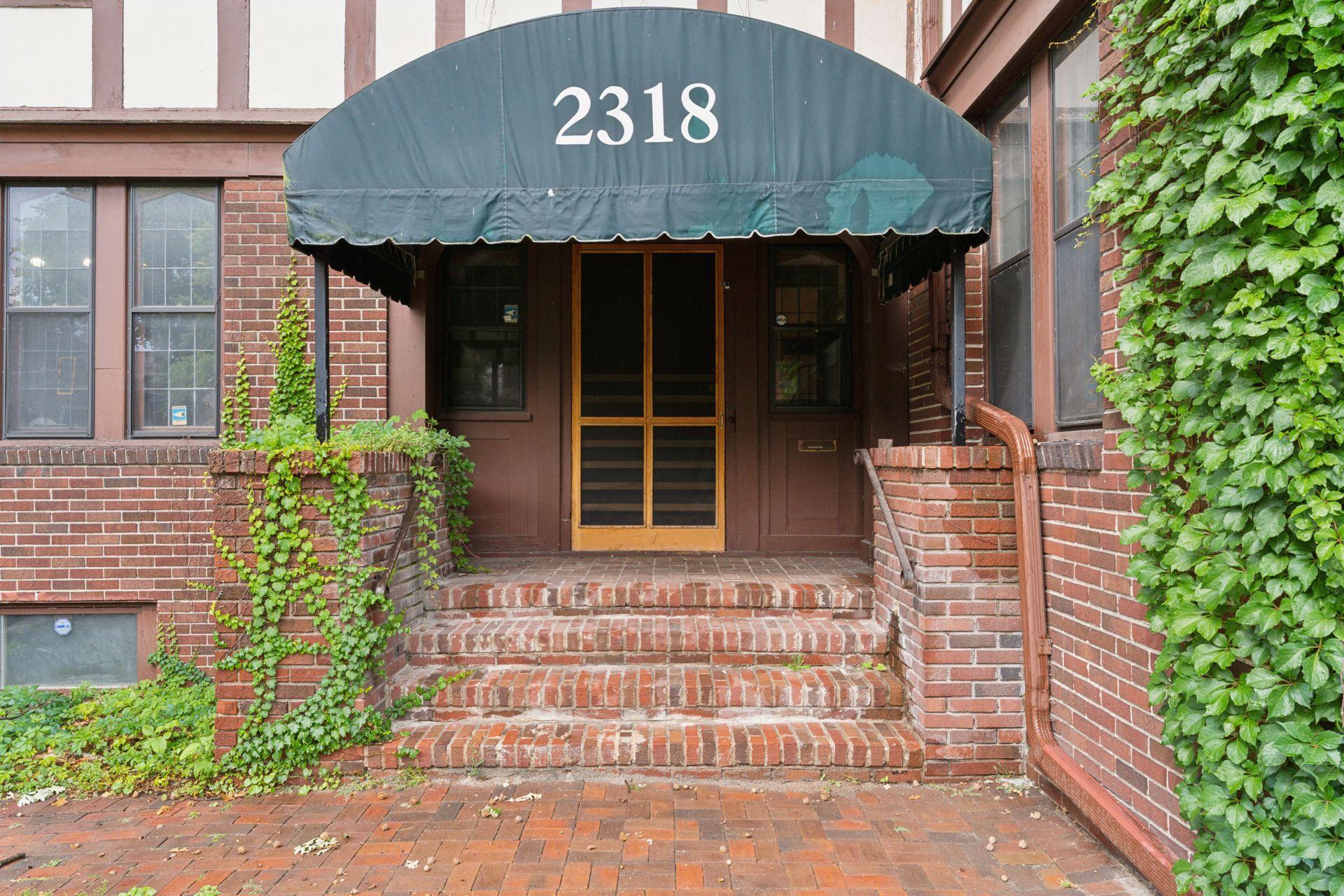 2318 1st Avenue South - The HoM Group - 0004.jpg