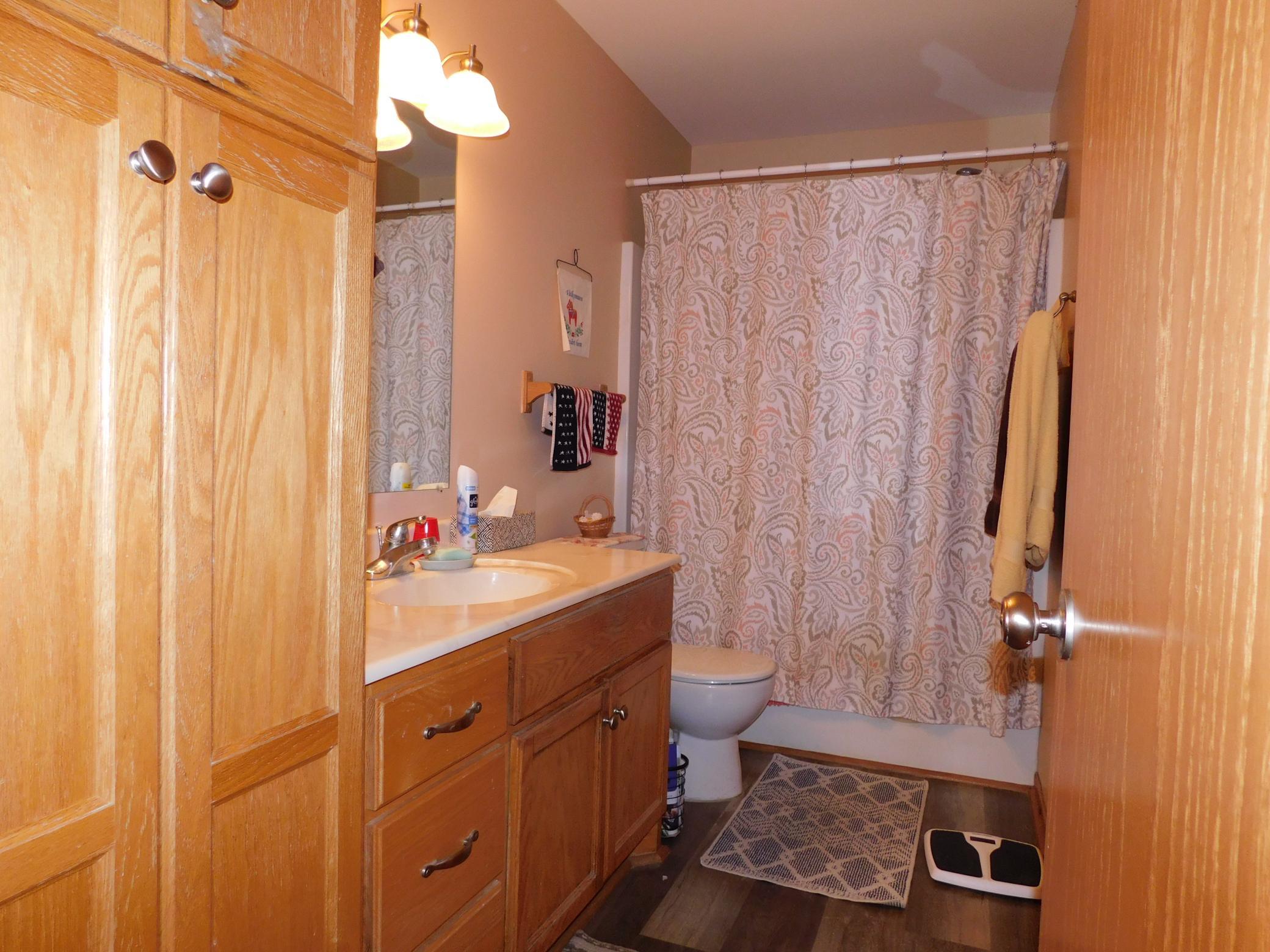 Main floor full bath