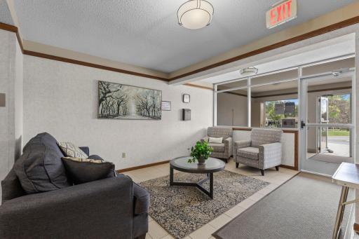 2801 Flag Avenue N, 212, Minneapolis, MN 55427