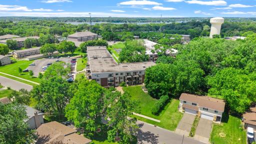 2801 Flag Avenue N, 212, Minneapolis, MN 55427