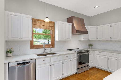 12769 Diamond Path, Saint Paul, MN 55124