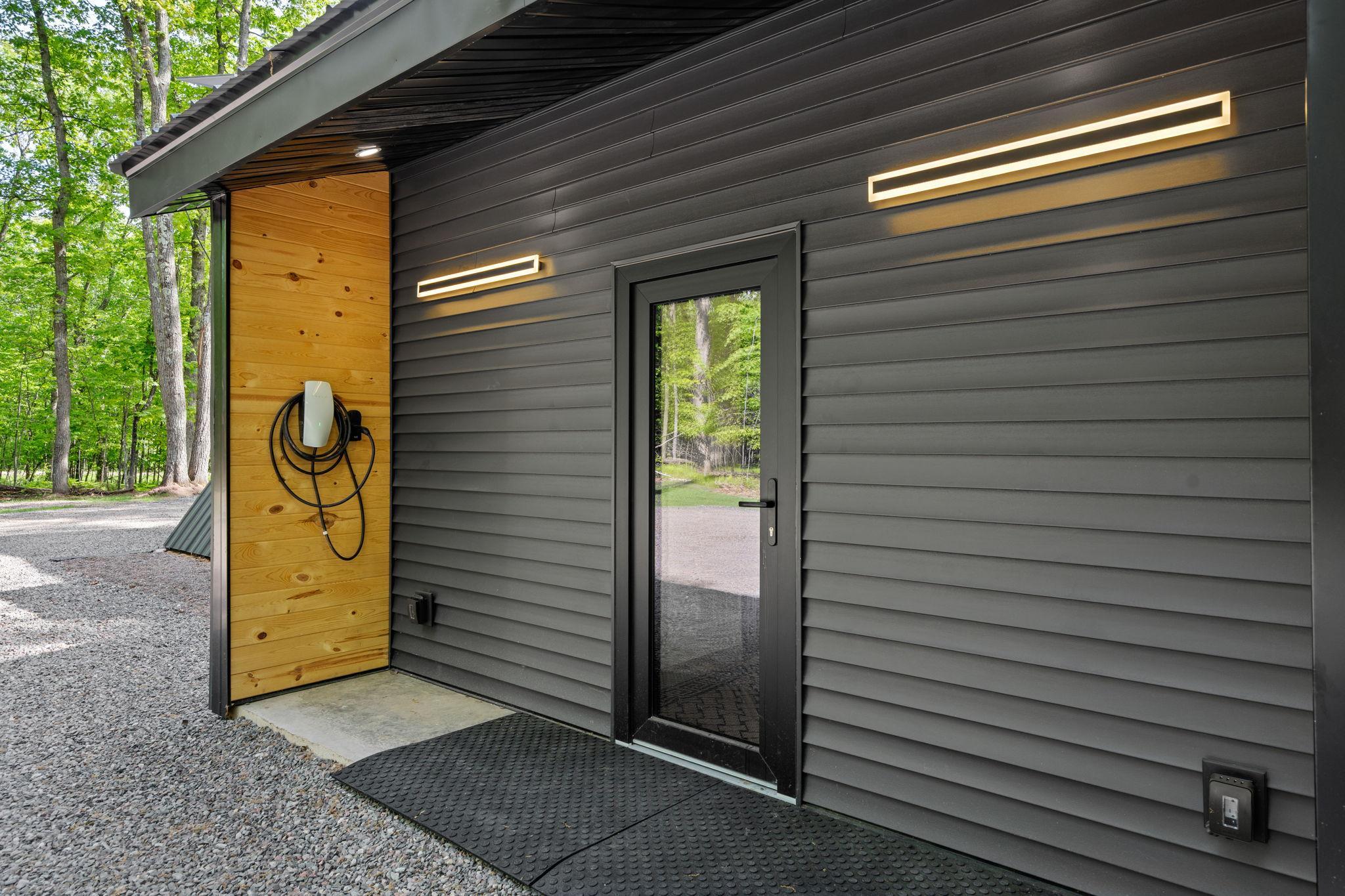 18-web-or-mls-42991 Furey Rd-18.jpg