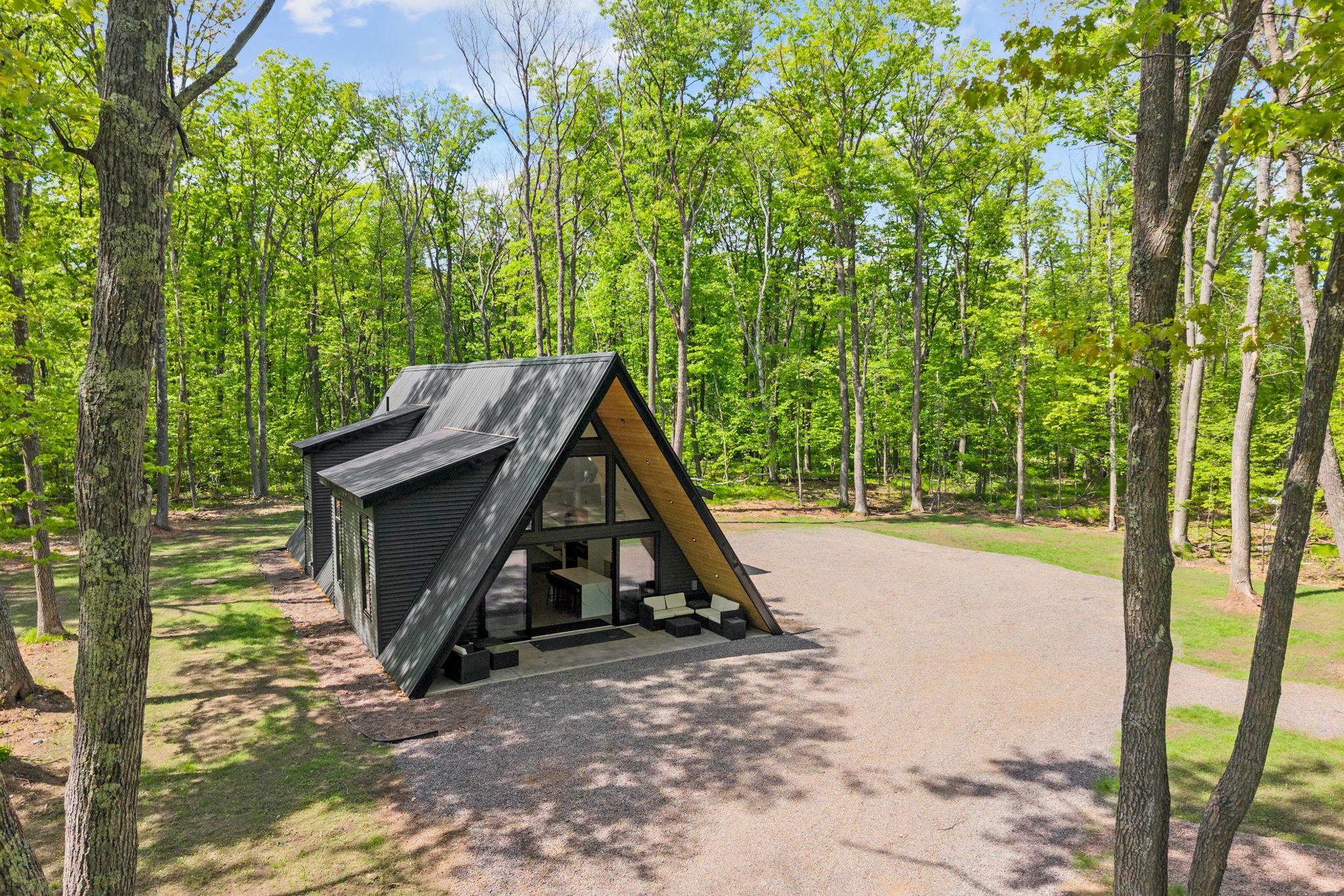 22-web-or-mls-42991 Furey Rd-22.jpg