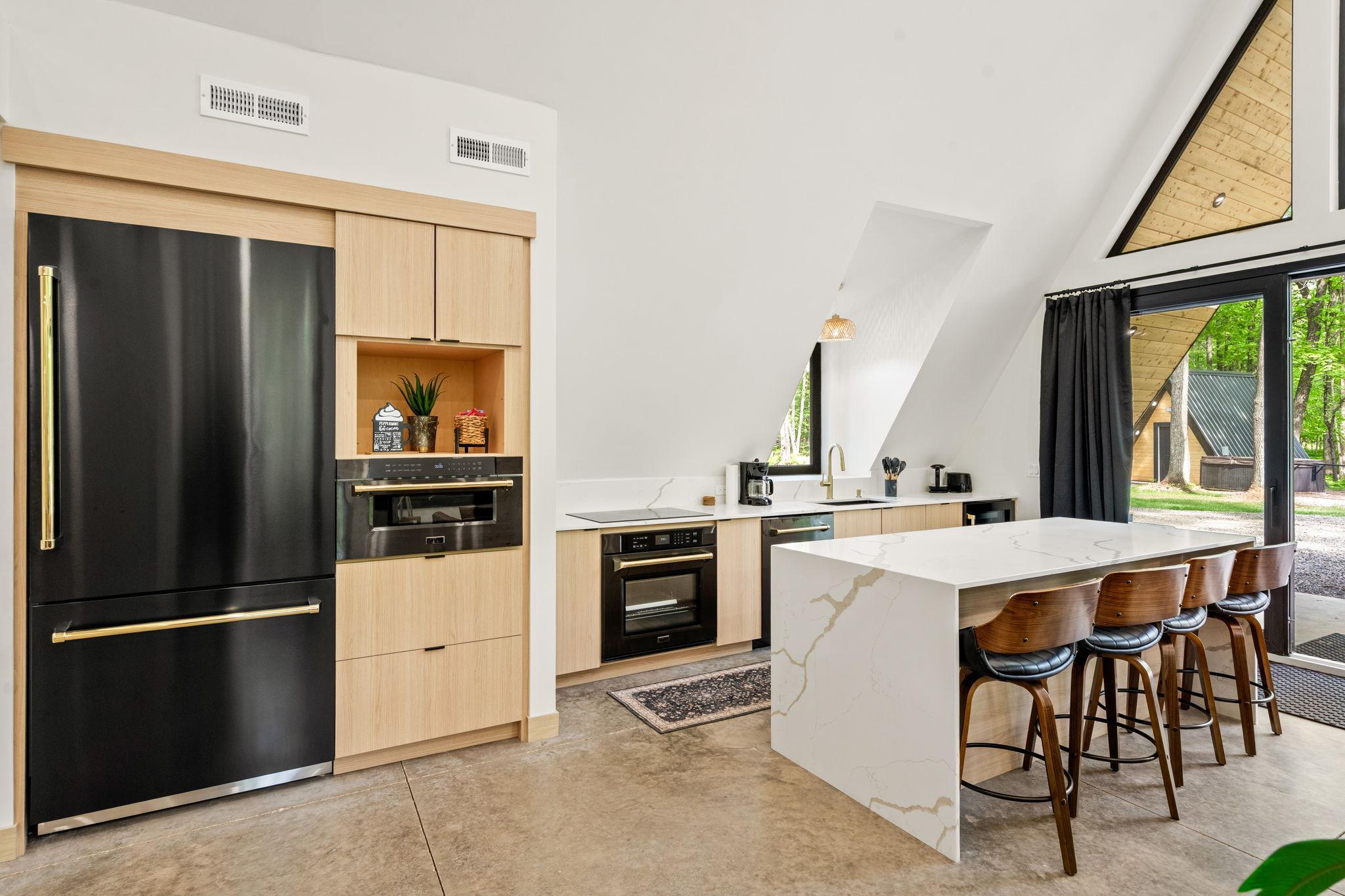 45-web-or-mls-42991 Furey Rd-45.jpg