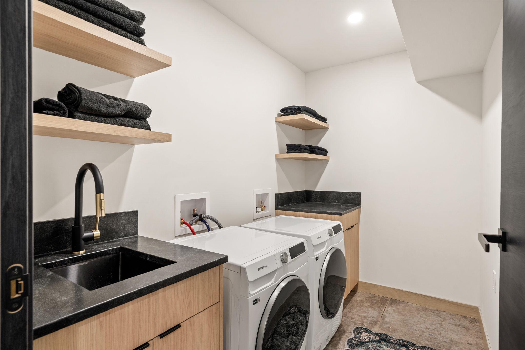 51-web-or-mls-42991 Furey Rd-51.jpg
