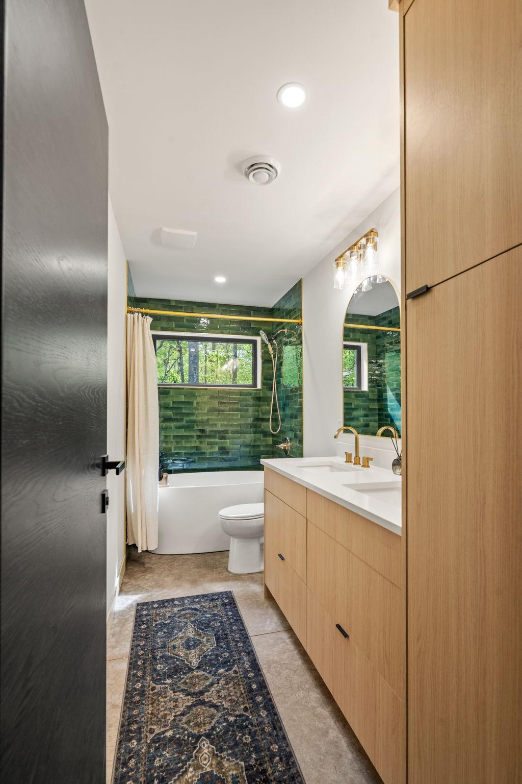 58-web-or-mls-42991 Furey Rd-58.jpg
