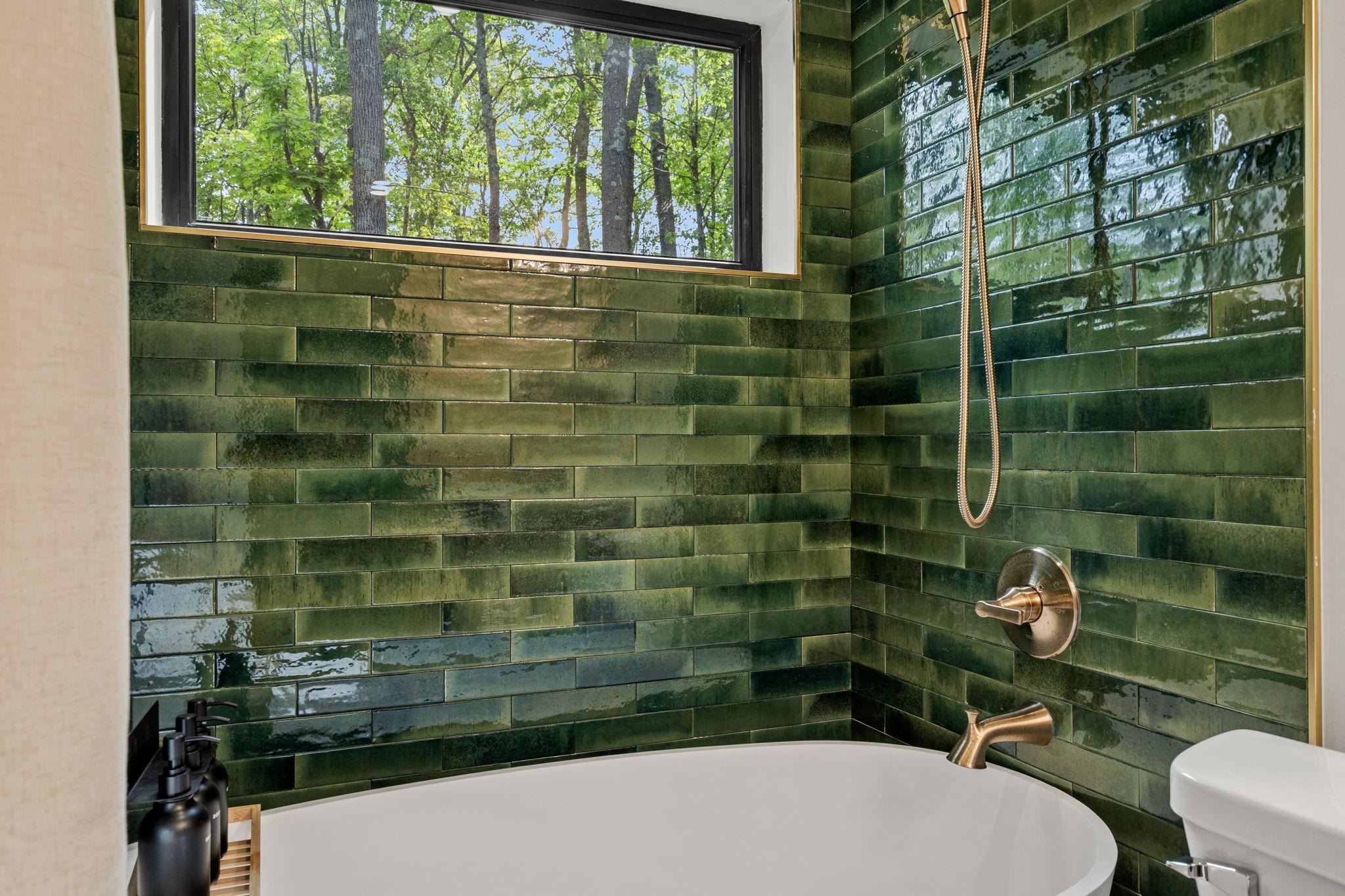 59-web-or-mls-42991 Furey Rd-59.jpg