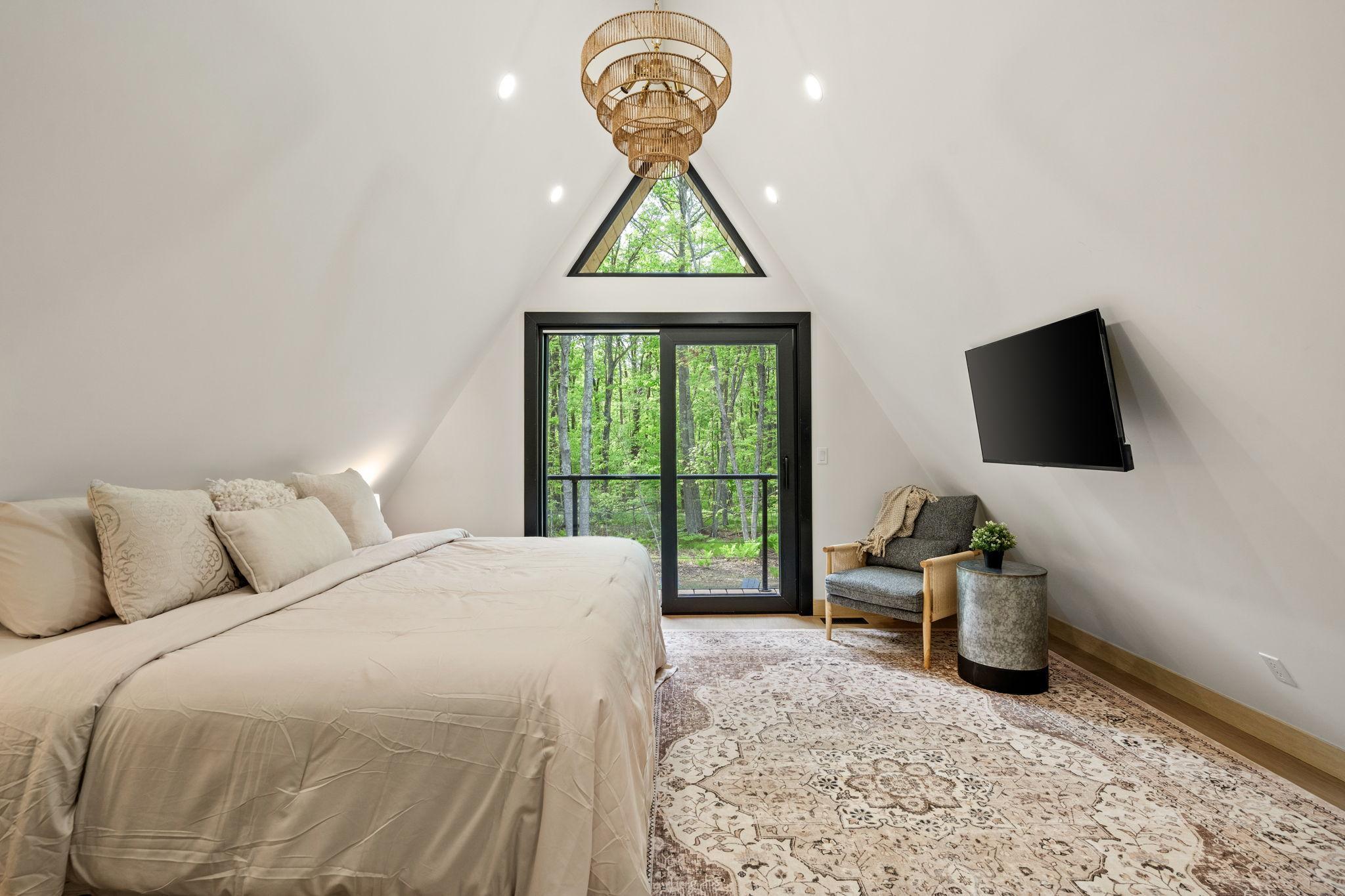 67-web-or-mls-42991 Furey Rd-67.jpg