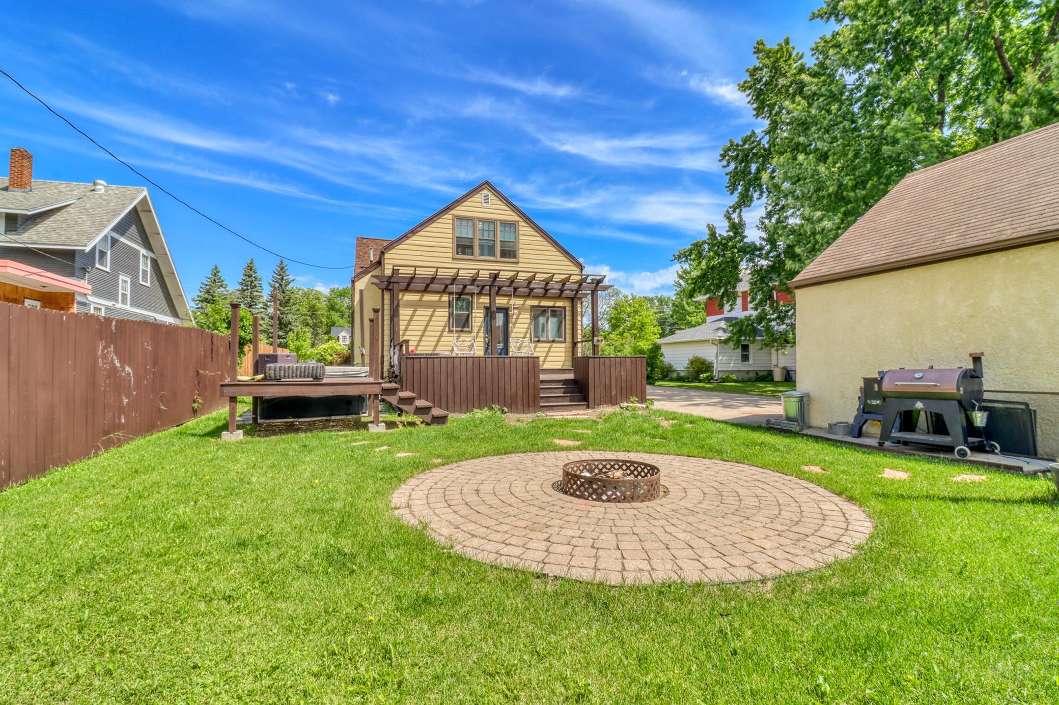 Backyard1_2 (1).JPG