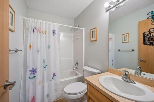 680 Kayla Lane, Hanover, MN 55341