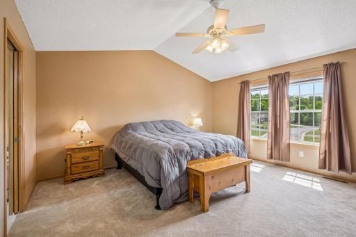 680 Kayla Lane, Hanover, MN 55341