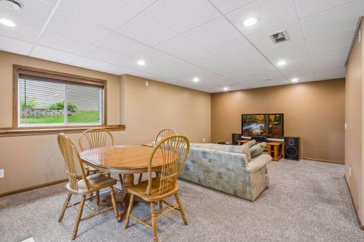 680 Kayla Lane, Hanover, MN 55341