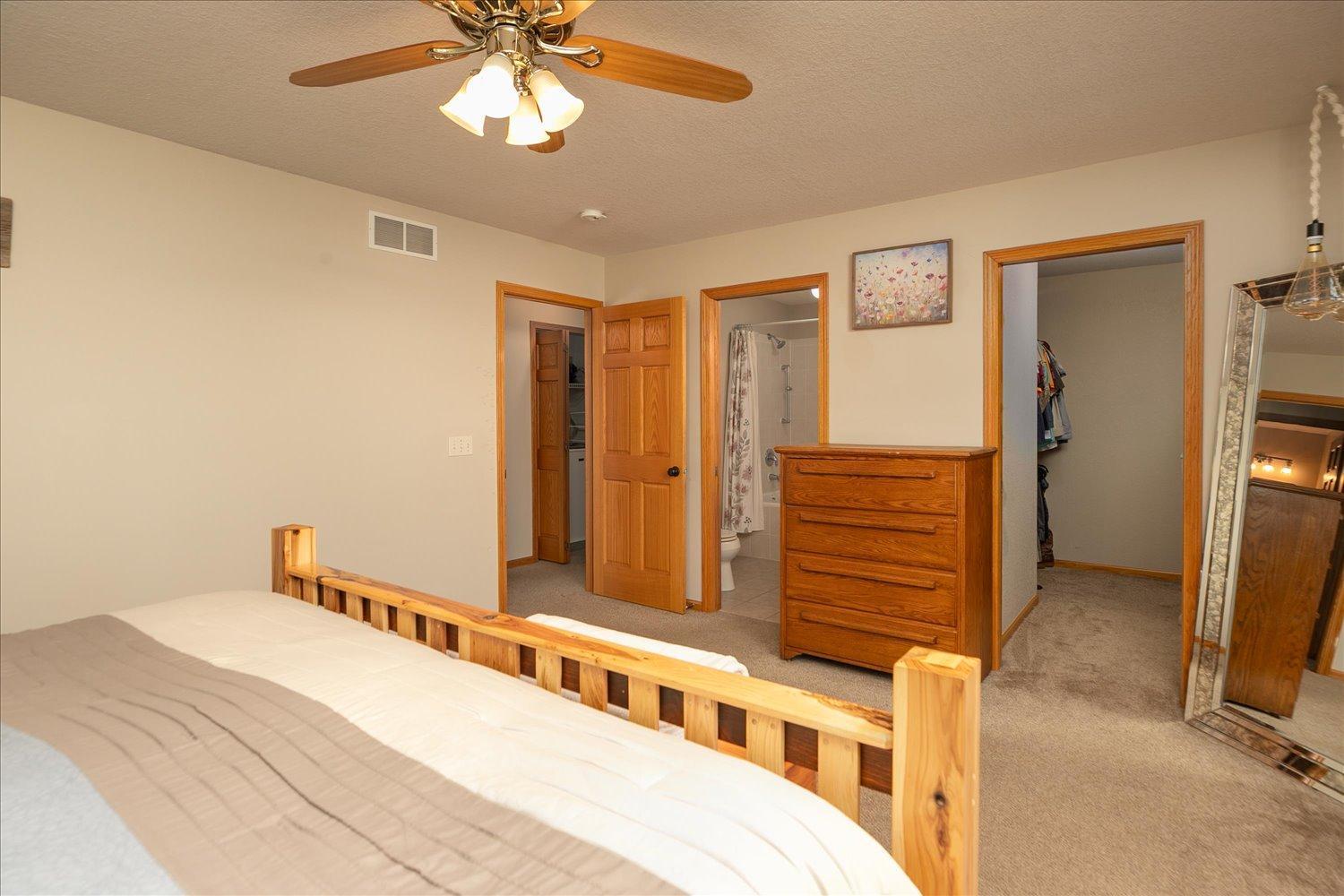 Primary Bedroom ensuite with large walk-in closet