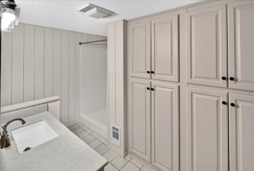 4708 Weston Hills Drive, Eagan, MN 55123