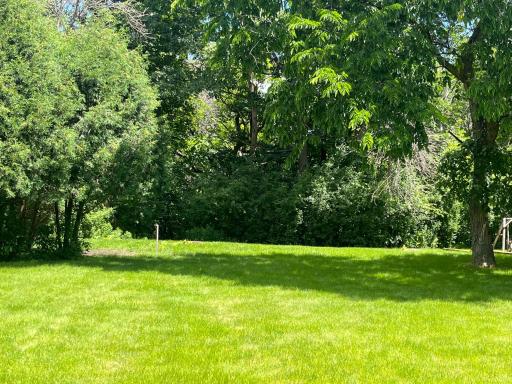 868 Bavaria Hills Terrace, Chaska, MN 55318