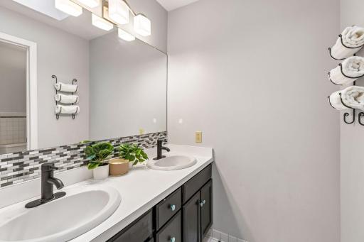 3970 Yorktown Lane N, Minneapolis, MN 55441