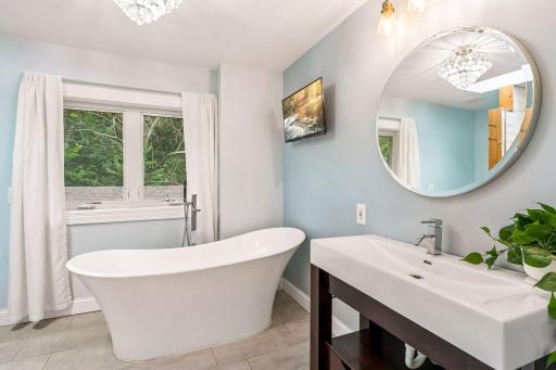 3970 Yorktown Lane N, Minneapolis, MN 55441