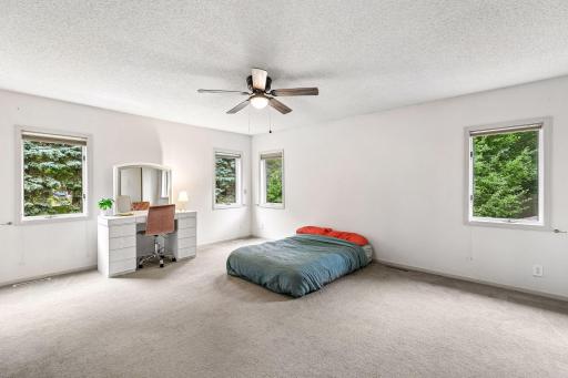 3970 Yorktown Lane N, Minneapolis, MN 55441