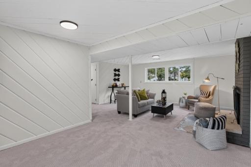 6266 Rivlyn Avenue NW, Anoka, MN 55303