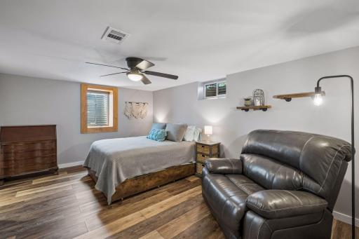 2134 Shale Lane, Saint Paul, MN 55122