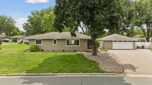 2134 Shale Lane, Saint Paul, MN 55122