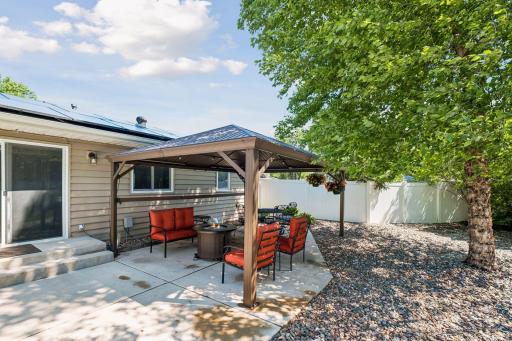 2134 Shale Lane, Saint Paul, MN 55122