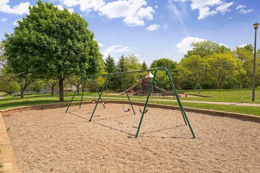 2134 Shale Lane, Saint Paul, MN 55122