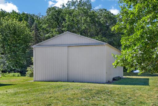 5335 Pine Beach Road, Brainerd, MN 56401