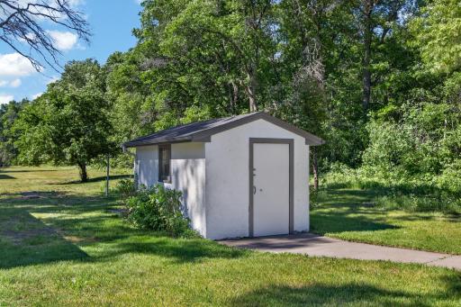 5335 Pine Beach Road, Brainerd, MN 56401