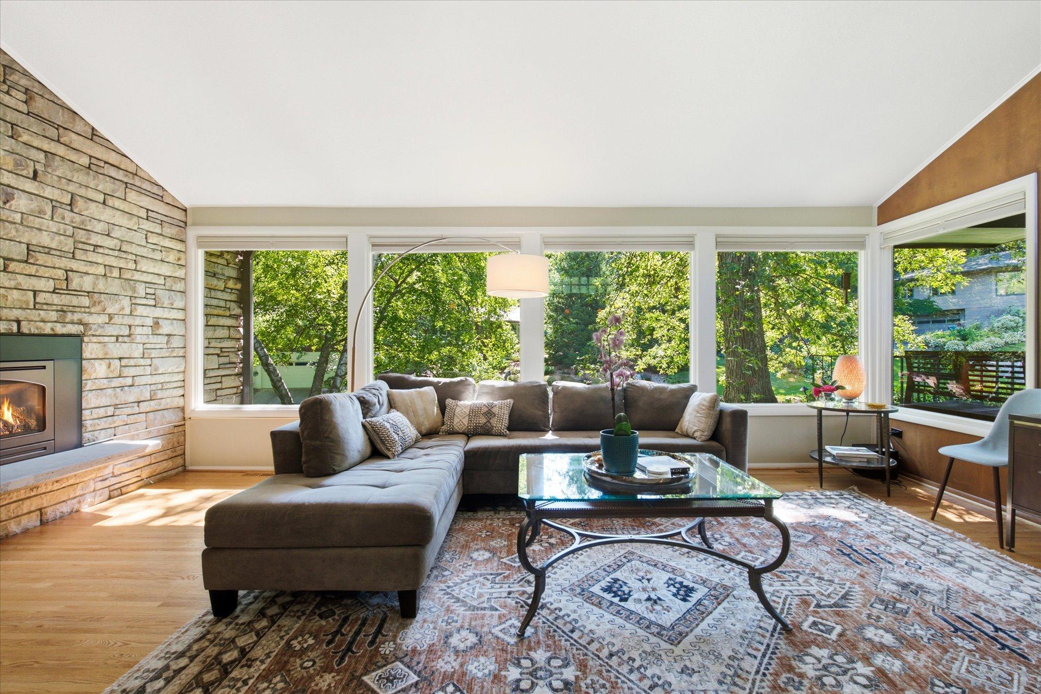 Wall of windows brings in an abundance of light