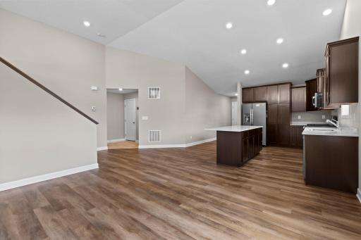 1431 139th Street E, Rosemount, MN 55068