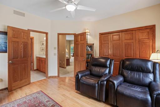 1443 18th Avenue NW, Faribault, MN 55021