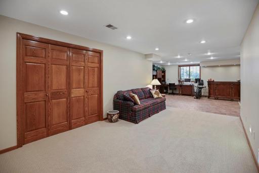 1443 18th Avenue NW, Faribault, MN 55021